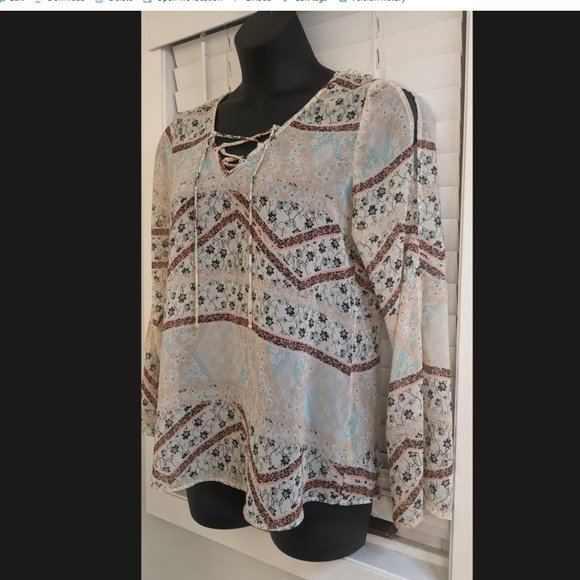 Beautiful Maurices Light Weight Top - Picture 7 of 8
